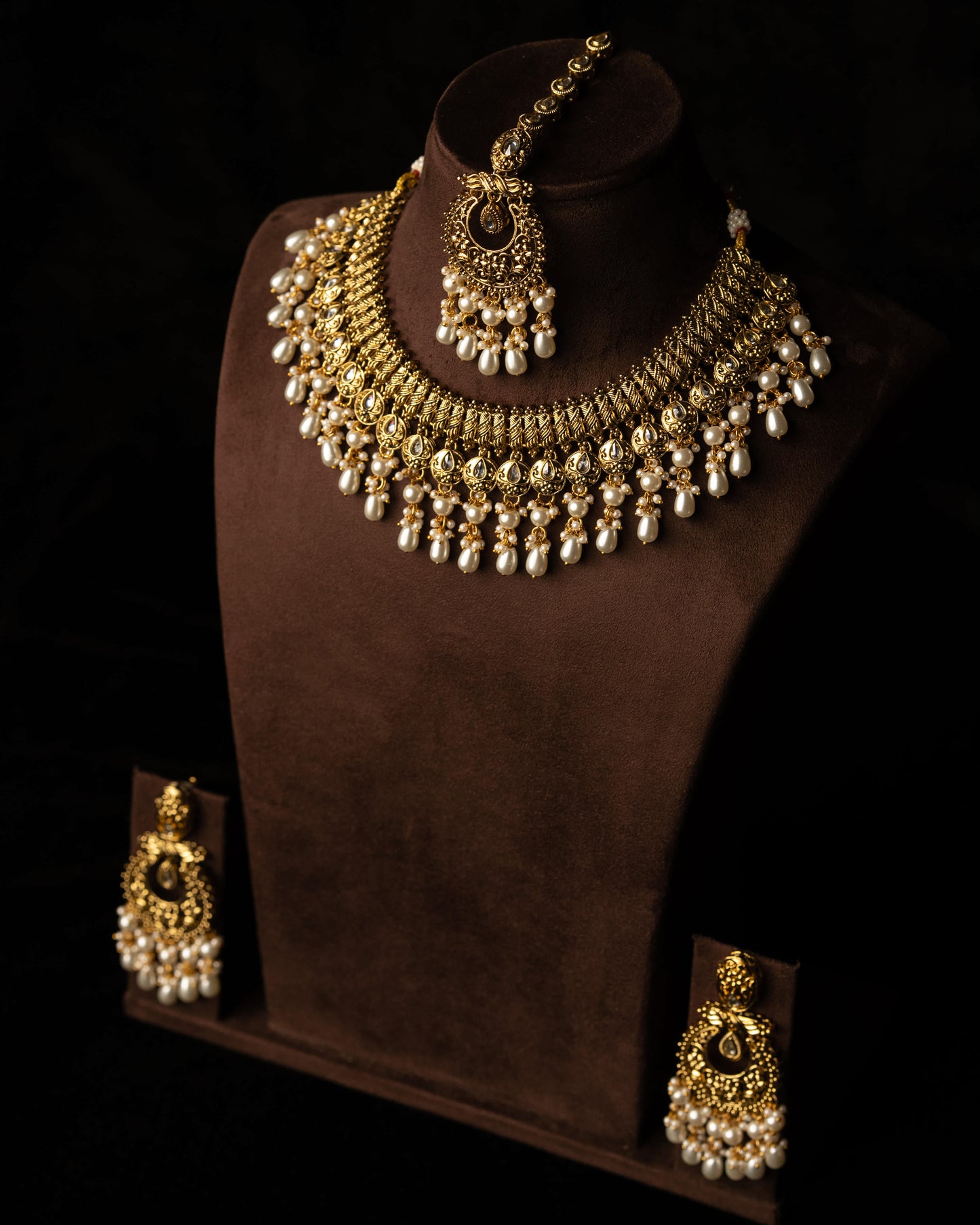 Antique Gold Pearl Drop Cluster Bridal Wedding Necklace |Traditional Jewelry I Bridal Jewelry I Chand Bali + Tikka