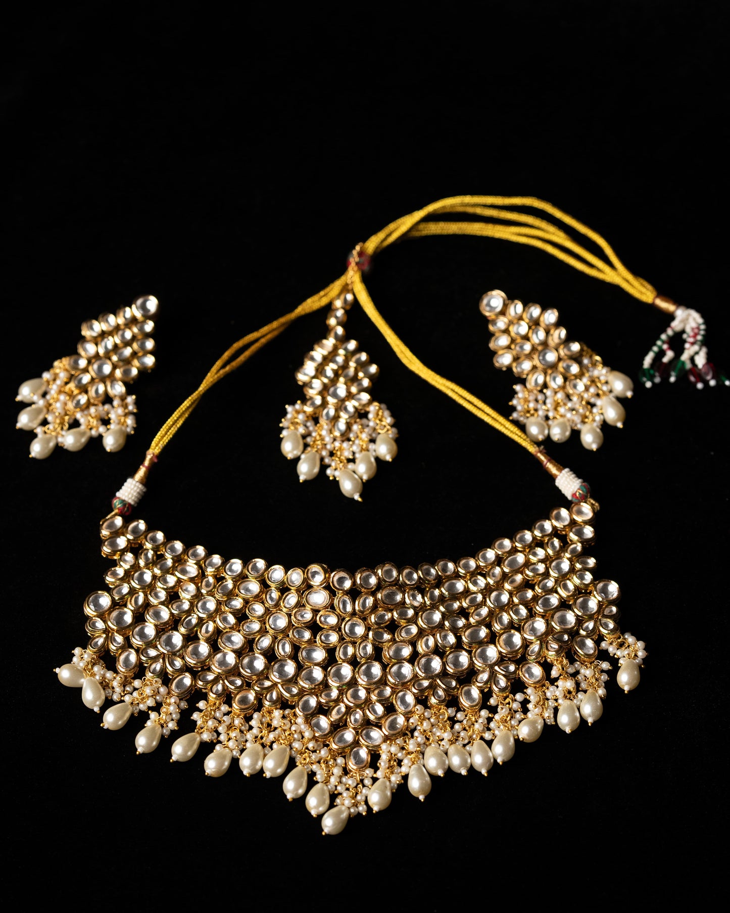 Luxury White Luxury White Kundan Meenakari Pearl Drop Necklace with Earings and Tikka
