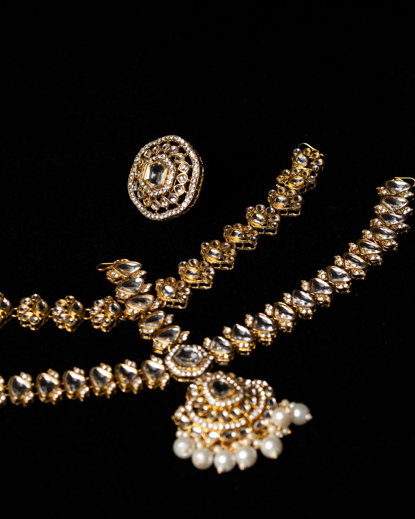 Premium Kundan Statement Bridal Set |Wedding Jewelry |Traditional Jewelry I Full Bridal Jewelry I Jhumka, Matha Patti, Nose Pin & Ring