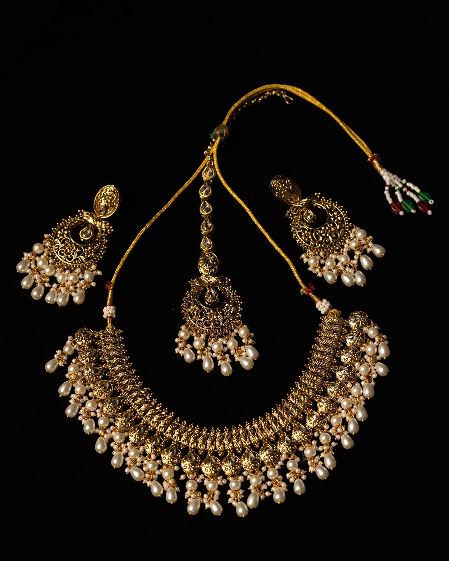Antique Gold Pearl Drop Cluster Bridal Wedding Necklace |Traditional Jewelry I Bridal Jewelry I Chand Bali + Tikka